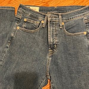 Brand new GAP jeans true skinny size 26 (2R) never worn. $20